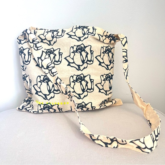 Freda Salvador Handbags - Freda Salvador Roses Canvas Bag Off White